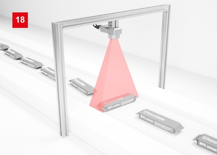 Vision Sensor IVS1000 zur Inspektion der Ausrichtung und Lage von Objekten auf dem Förderband in der Verpackungsmaschine 