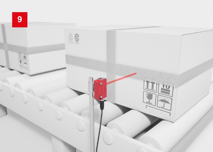 Lichttaster RK3 zur Glanzerkennung von Kartonklebeband im Kartontransport